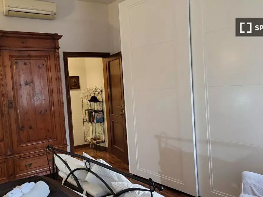 Immagine 2 di Camera condivisa in affitto  in Via della Chiesa a Calenzano