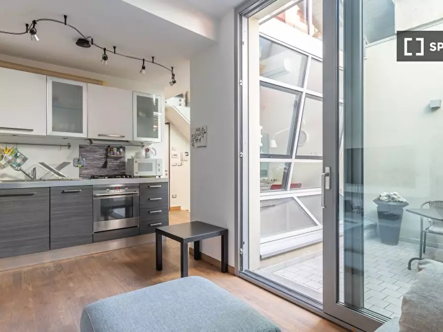 Immagine 6 di Appartamento in affitto  in Via Andrea Costa a Bologna