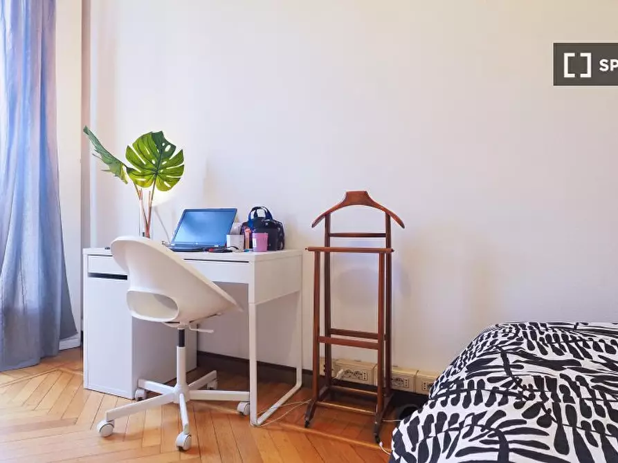 Immagine 2 di Camera condivisa in affitto  in Giulio Corrado Venini a Milano