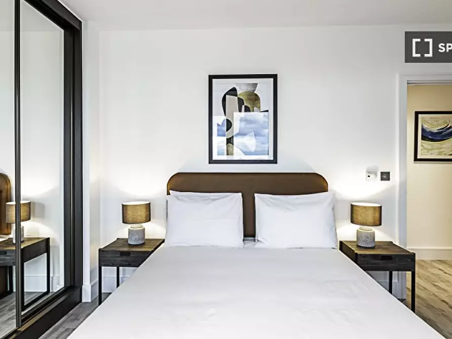 Immagine 16 di Appartamento in affitto  in Icon Tower a Ealing