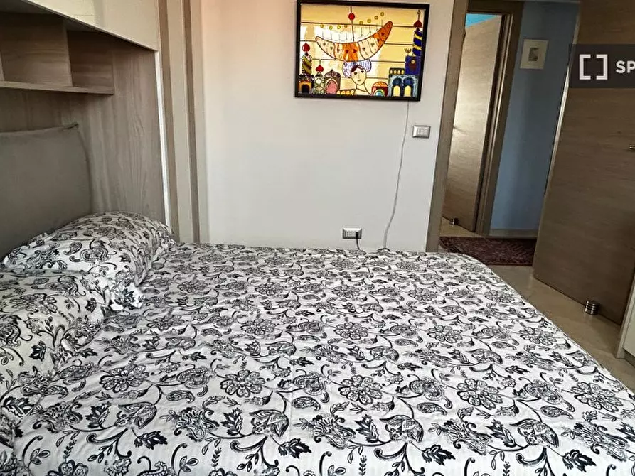 Immagine 1 di Camera condivisa in affitto  in Via Appennini a Milano