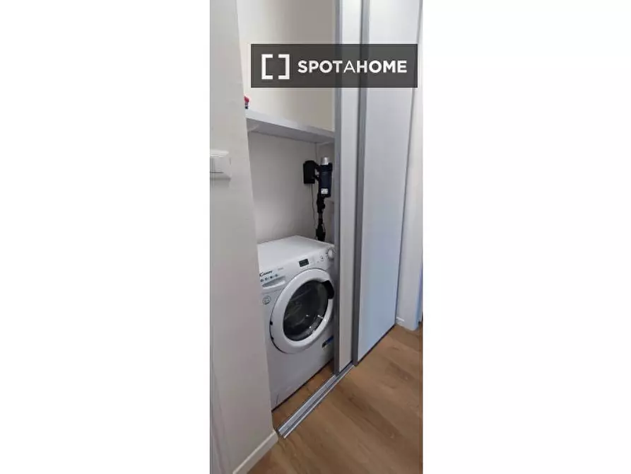 Immagine 7 di Appartamento in affitto  in Galleria II Agosto a Bologna