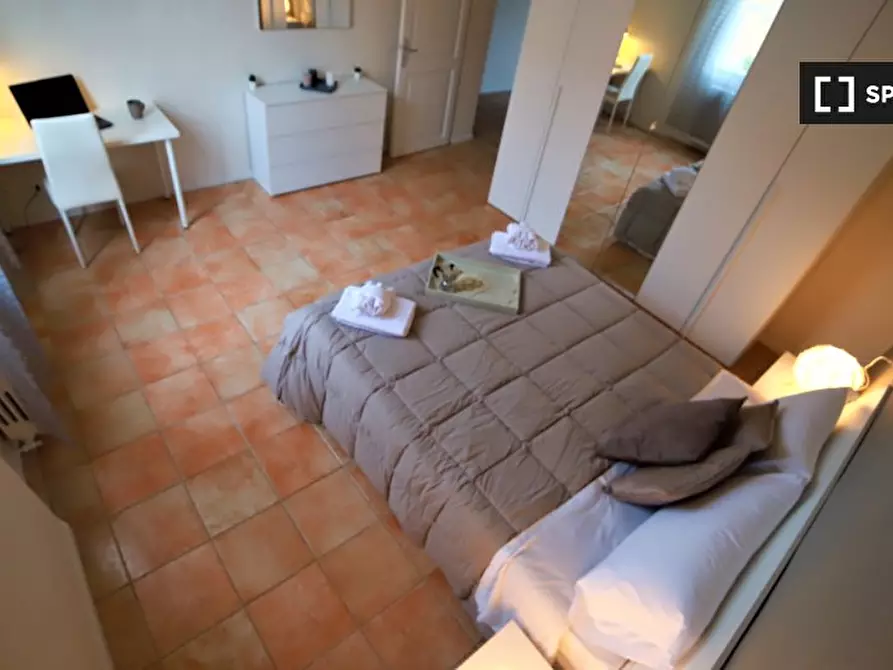 Immagine 2 di Camera condivisa in affitto  in Via Berretta Rossa a Bologna