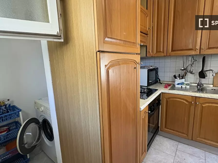 Immagine 10 di Camera condivisa in affitto  in Via M. Roselli Cecconi a Firenze