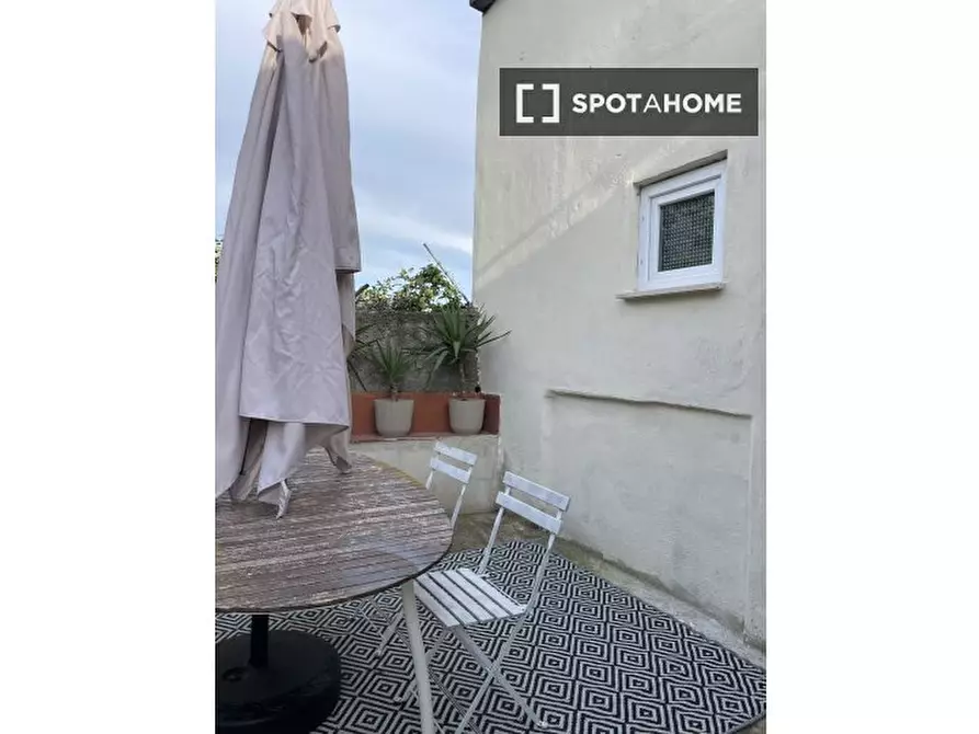 Immagine 2 di Appartamento in affitto  in Via del Mandrione a Roma