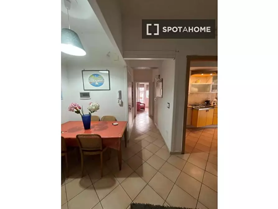 Immagine 3 di Appartamento in affitto  in Via Caio Asinio Pollione a Napoli