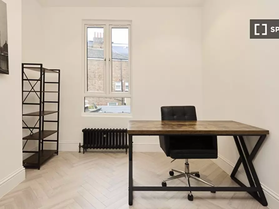 Immagine 10 di Appartamento in affitto  in Grayling Road a Hackney