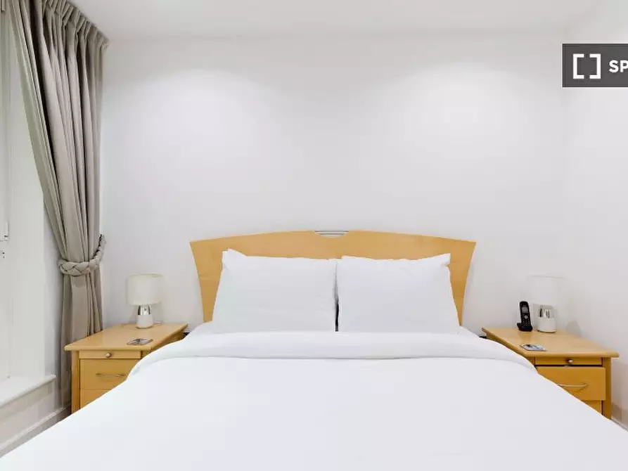Immagine 9 di Appartamento in affitto  in St George Wharf a Lambeth