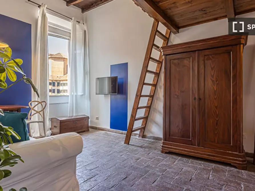 Immagine 13 di Appartamento in affitto  in Via di S. Francesco di Sales a Roma