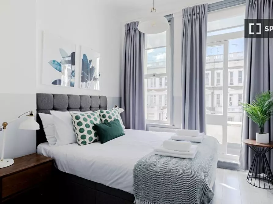 Immagine 9 di Appartamento in affitto  in Apartment a Kensington