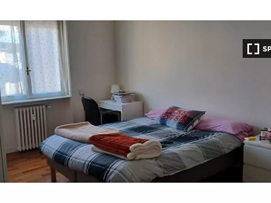 Immagine 1 di Camera condivisa in affitto  in Via Savona a Milano