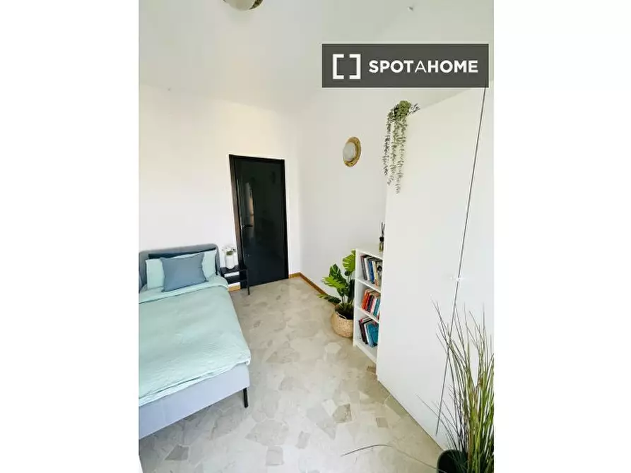 Immagine 18 di Camera condivisa in affitto  in Via Domenichino a Milano