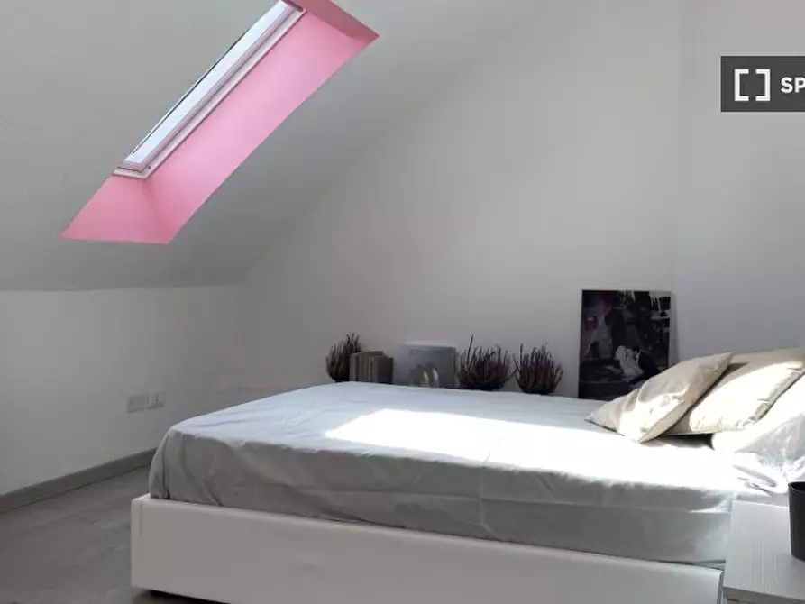 Immagine 4 di Camera condivisa in affitto  in Giovanni Maria a Milano