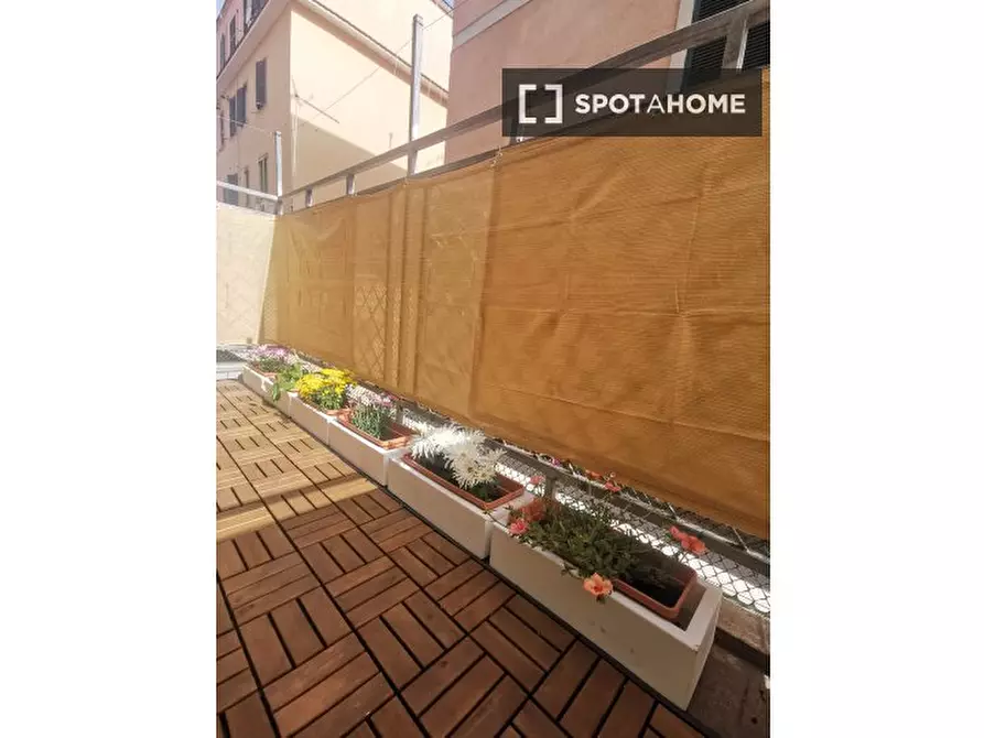 Immagine 5 di Appartamento in affitto  in Via degli Amaranti a Roma