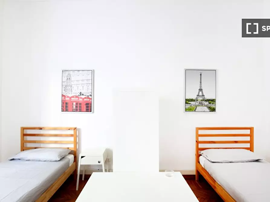 Immagine 5 di Camera condivisa in affitto  in Via Raimondo Franchetti a Milano