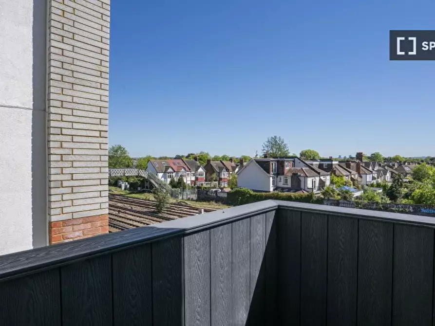 Immagine 3 di Appartamento in affitto  in Elm Grove a Merton
