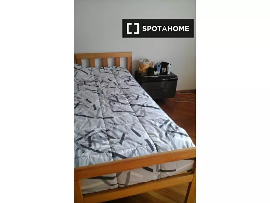 Immagine 5 di Camera condivisa in affitto  in Via Castelbarco a Trento