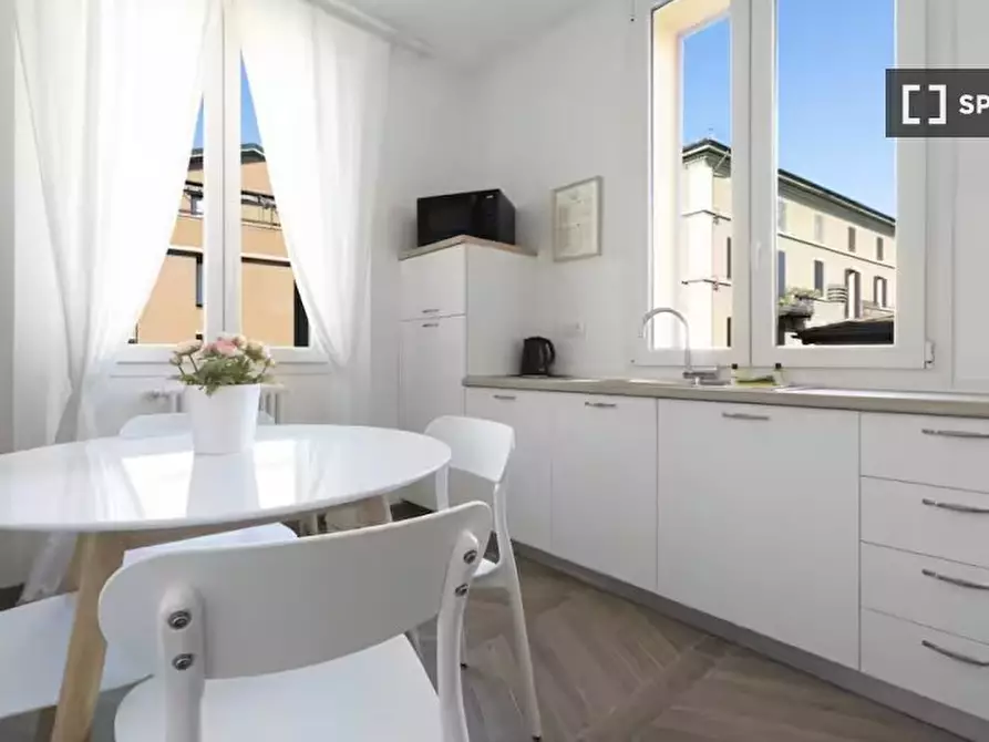 Immagine 15 di Appartamento in affitto  in Via Giuseppe Massarenti a Bologna