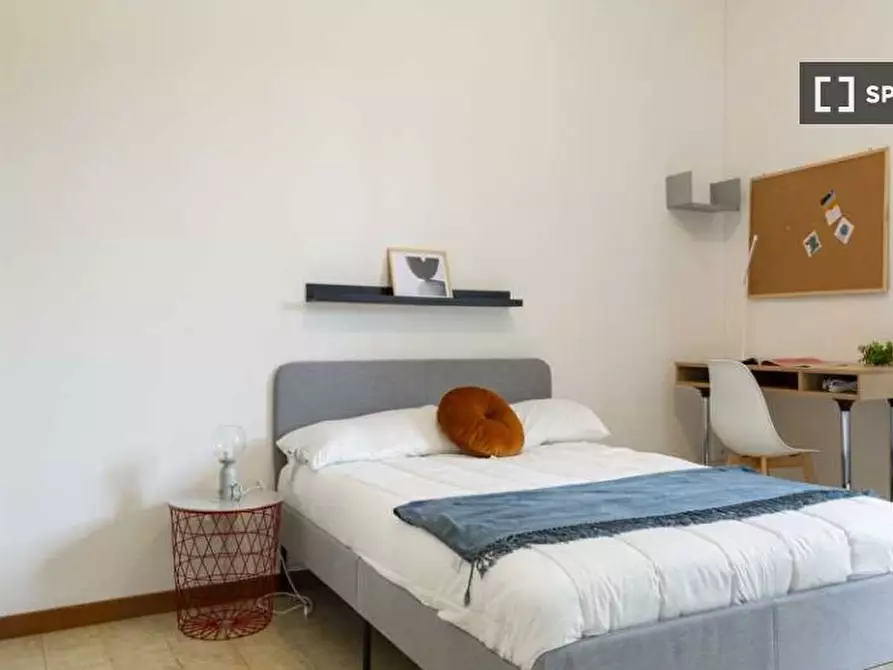 Immagine 15 di Camera condivisa in affitto  in Viale Renato Serra a Milano