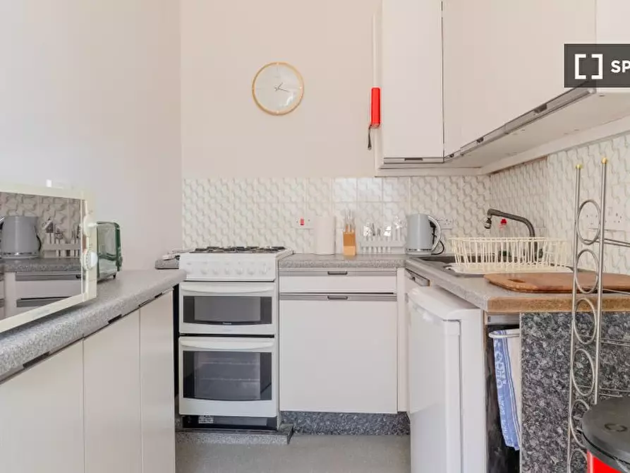 Immagine 3 di Appartamento in affitto  in flat a Kensington