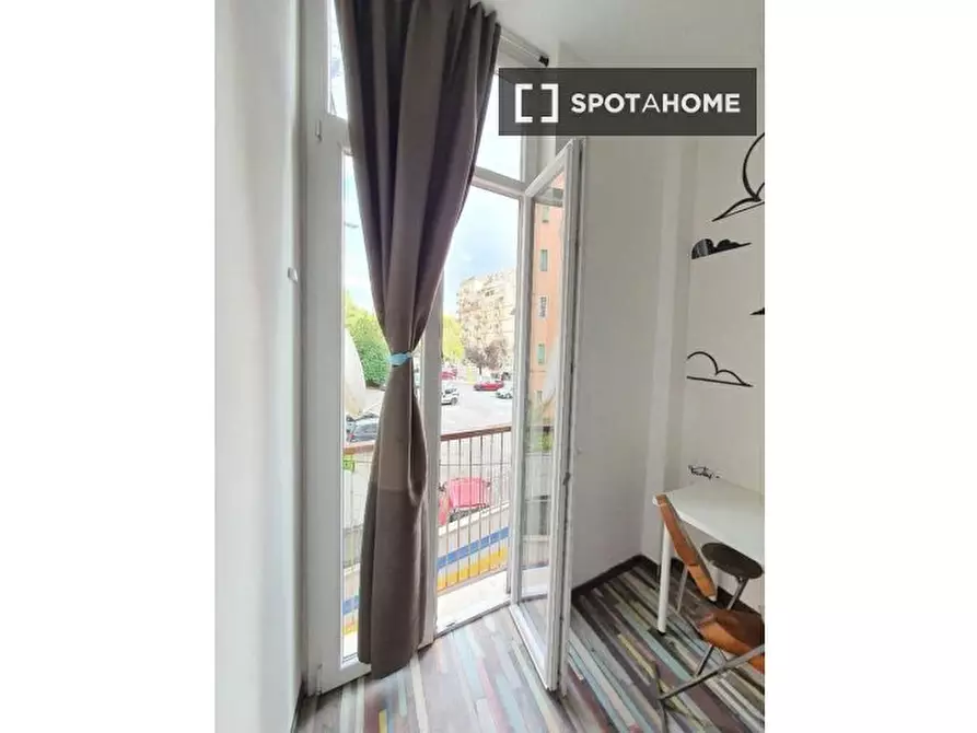 Immagine 6 di Camera condivisa in affitto  in Via Bartolomeo Perestrello a Roma