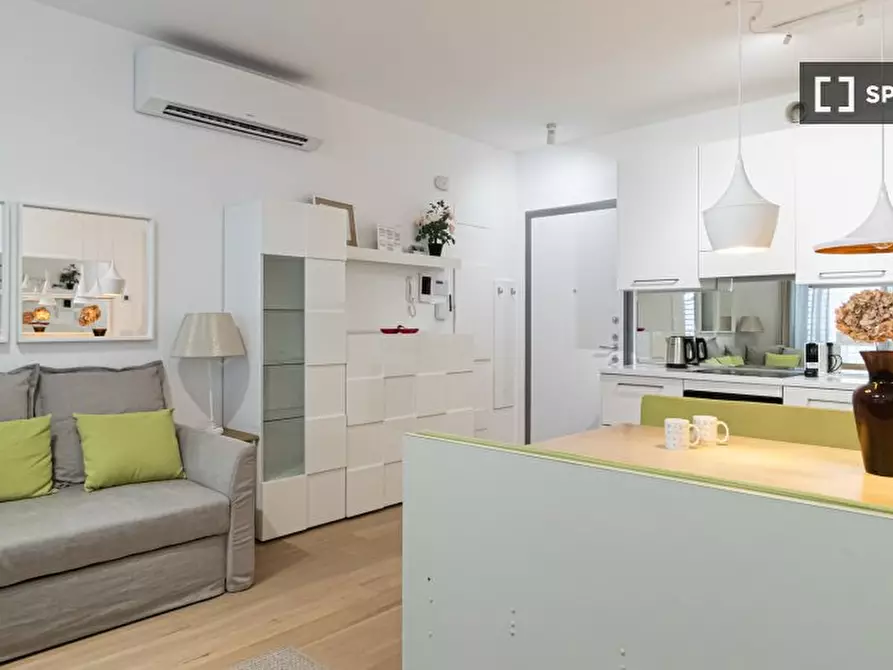 Immagine 15 di Appartamento in affitto  in Via Giuseppe Compagnoni a Milano