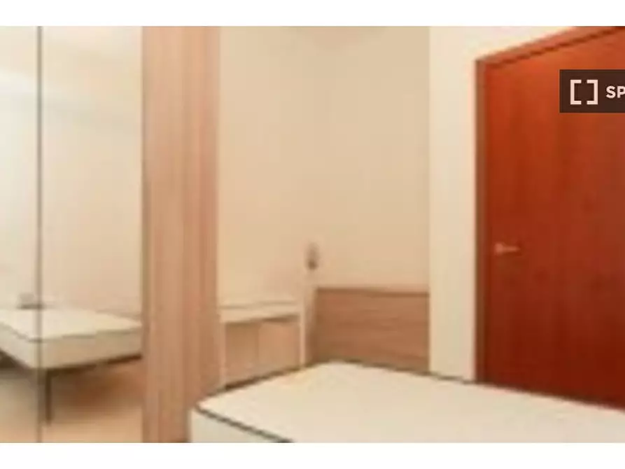 Immagine 7 di Camera condivisa in affitto  in Via Umberto Fogagnolo a Sesto San Giovanni