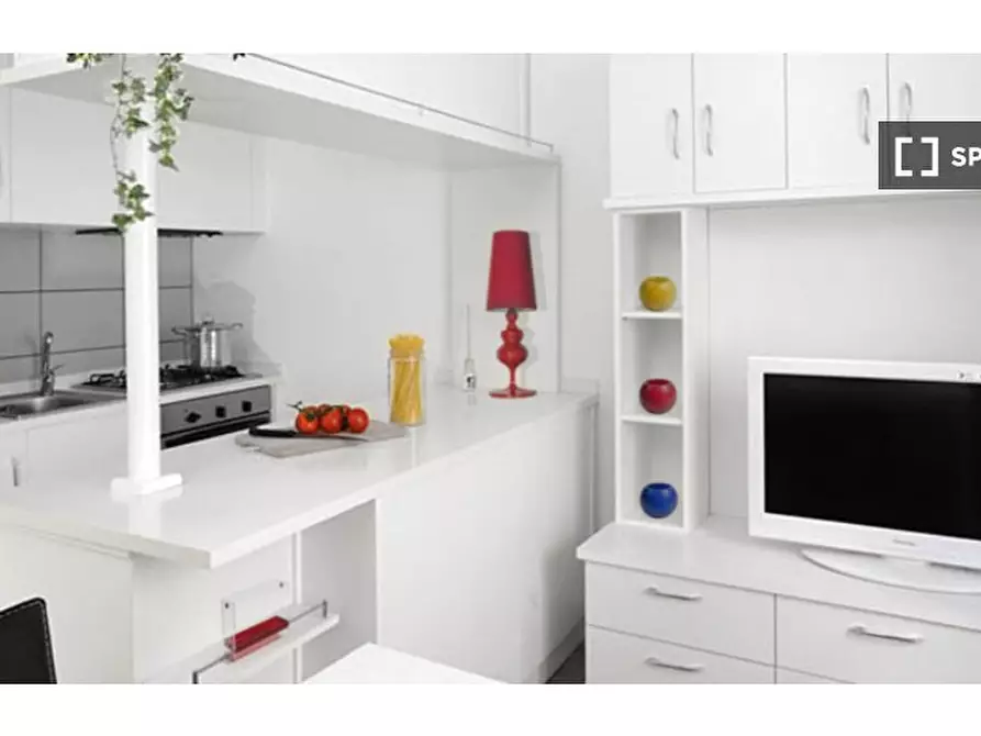 Immagine 3 di Appartamento in affitto  in Via dei Cartari a Roma