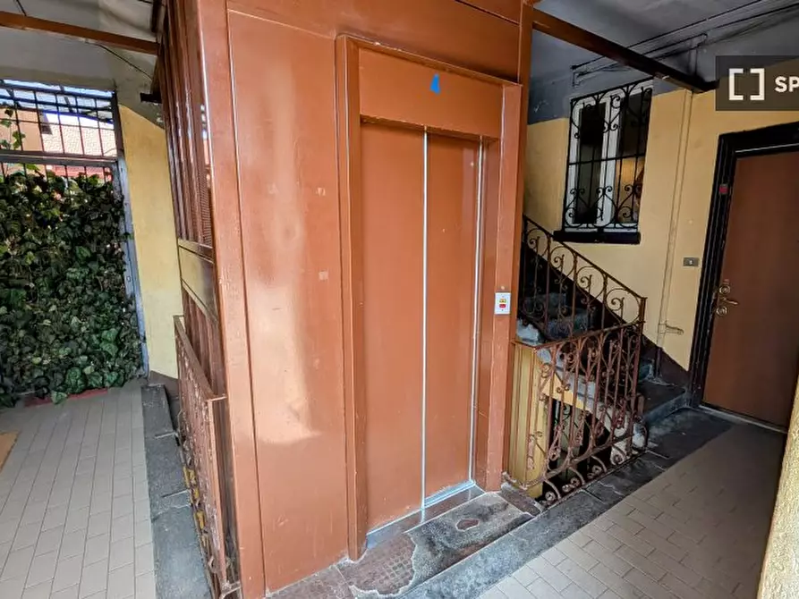 Immagine 12 di Ufficio in affitto  in Via Pietro Crespi a Milano