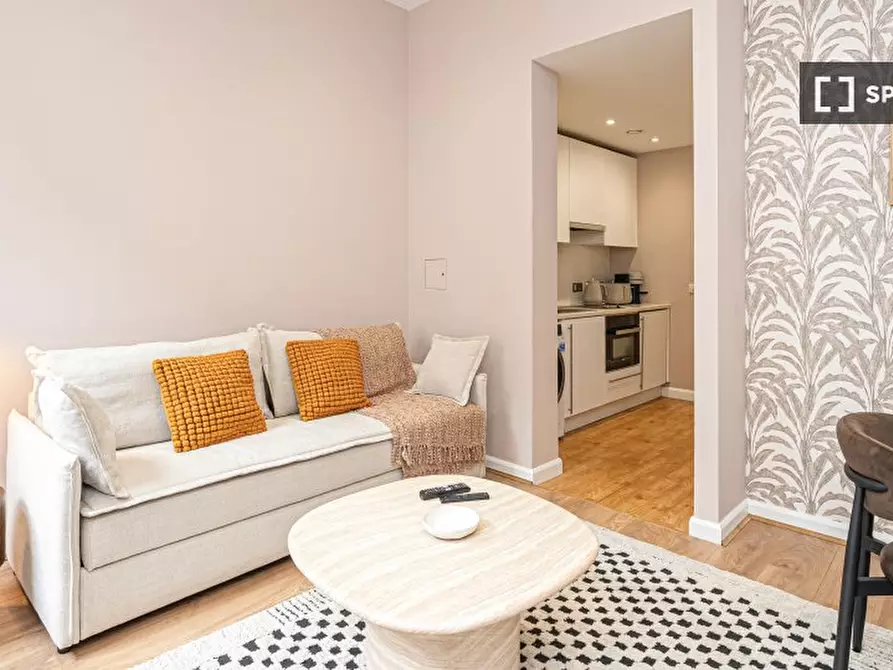Immagine 3 di Appartamento in affitto  in Shand St a Camberwell