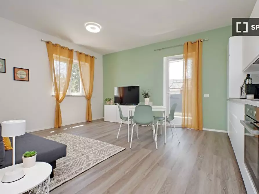 Immagine 1 di Appartamento in affitto  in Via Giuseppe Bignami a Fiumicino