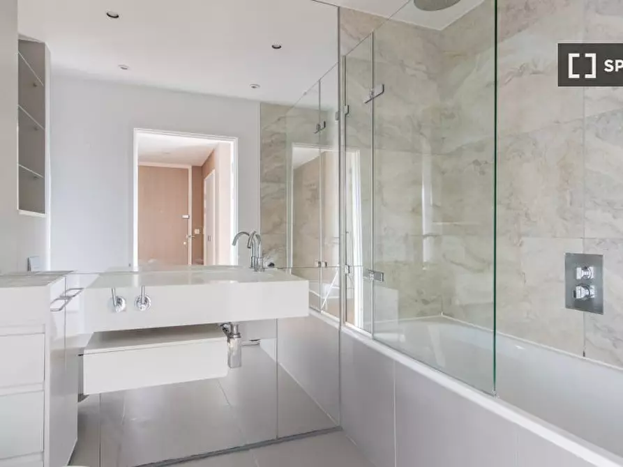 Immagine 19 di Appartamento in affitto  in Pear Tree St a Islington