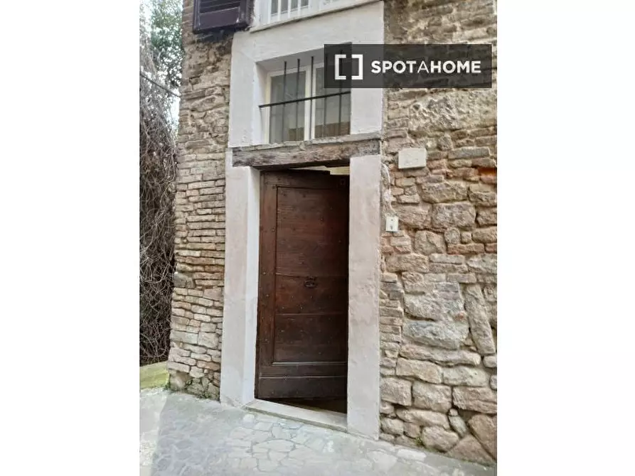 Immagine 17 di Camera condivisa in affitto  in Via S. Giacomo a Perugia