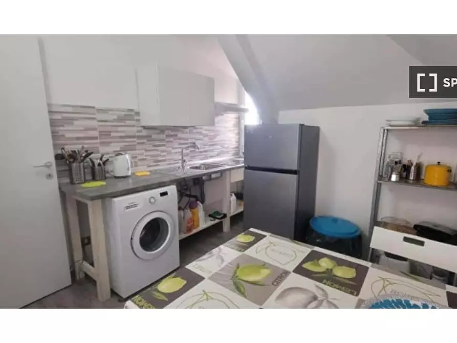Immagine 5 di Appartamento in affitto  in Lungomare Duca degli Abruzzi a Roma