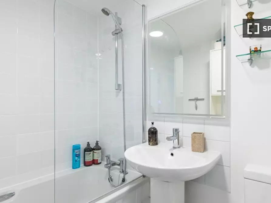 Immagine 19 di Appartamento in affitto  in Alfred Road a Paddington
