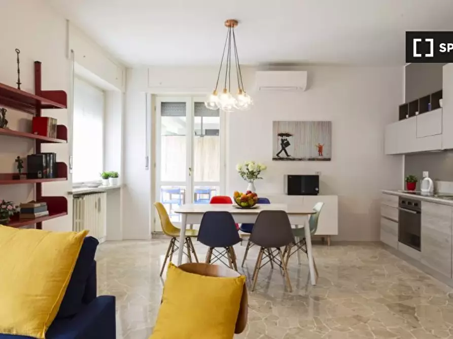 Immagine 1 di Appartamento in affitto  in Via Gianfranco Zuretti a Milano