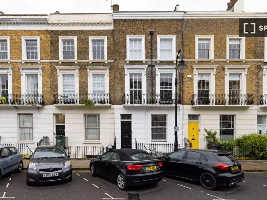 Immagine 12 di Appartamento in affitto  in Gloucester Avenue a Camden Town