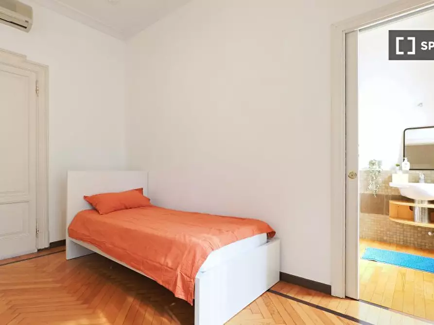 Immagine 3 di Camera condivisa in affitto  in Giulio Corrado Venini a Milano