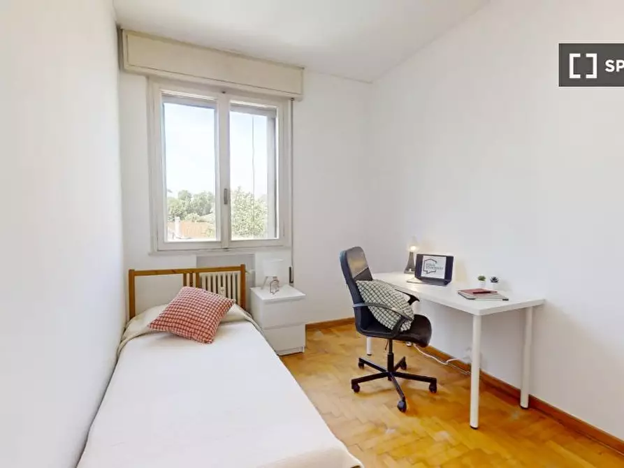 Immagine 2 di Camera condivisa in affitto  in VIA Medin a Padova