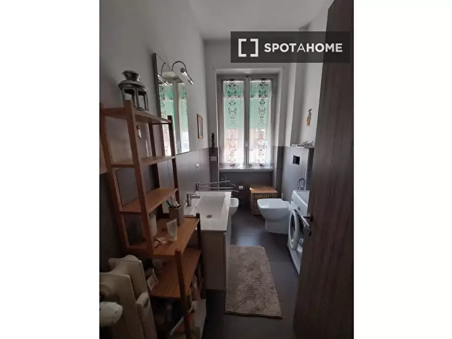 Immagine 2 di Appartamento in affitto  in Via S. Girolamo Emiliani a Roma