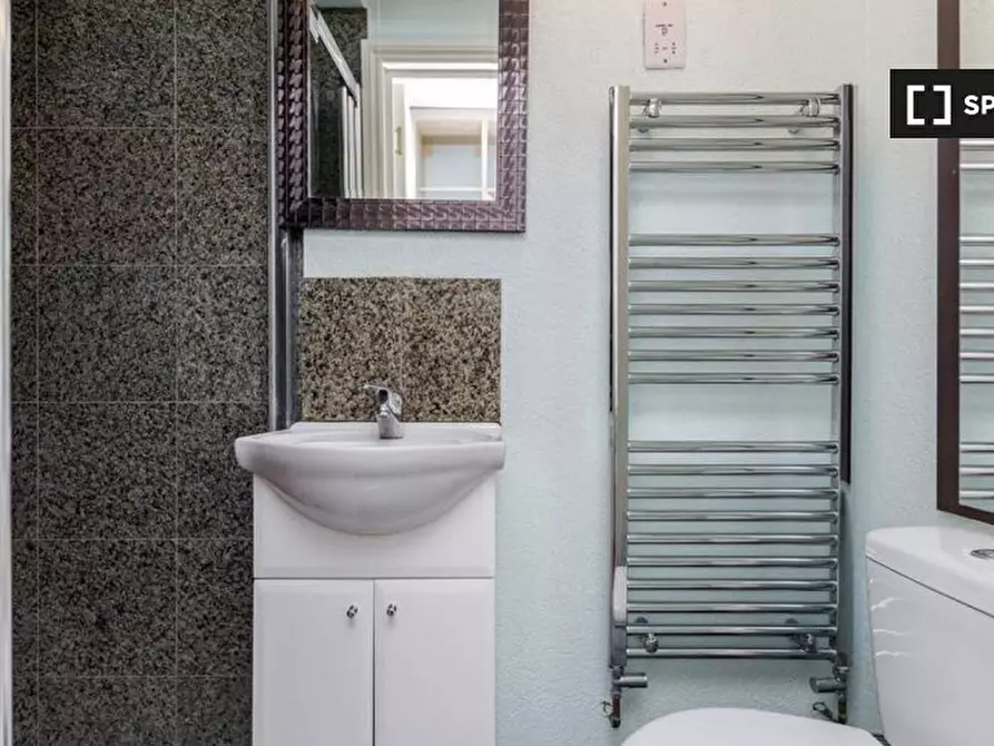 Immagine 14 di Appartamento in affitto  in Watford General Suites Apartment Loft a Watford