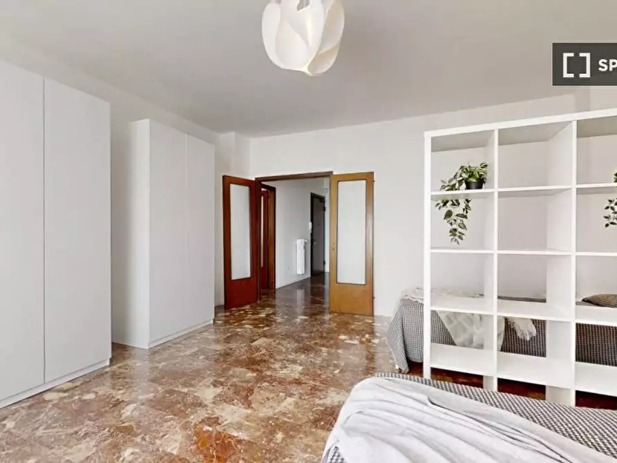 Immagine 5 di Camera condivisa in affitto  in VIA tirana a Padova