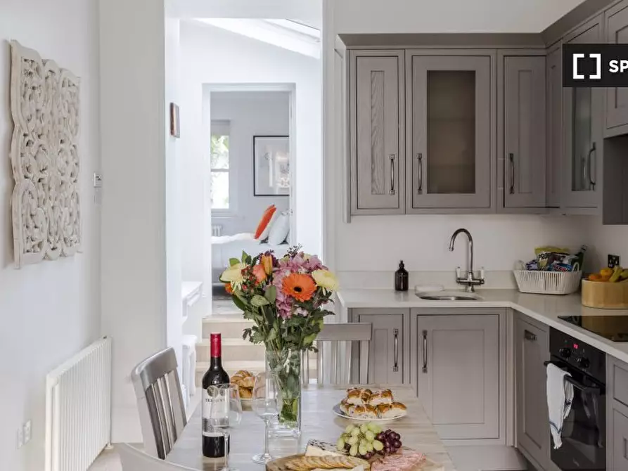 Immagine 3 di Appartamento in affitto  in flat a 