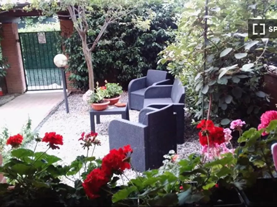 Immagine 15 di Camera condivisa in affitto  in Via delle Querce a Alagna