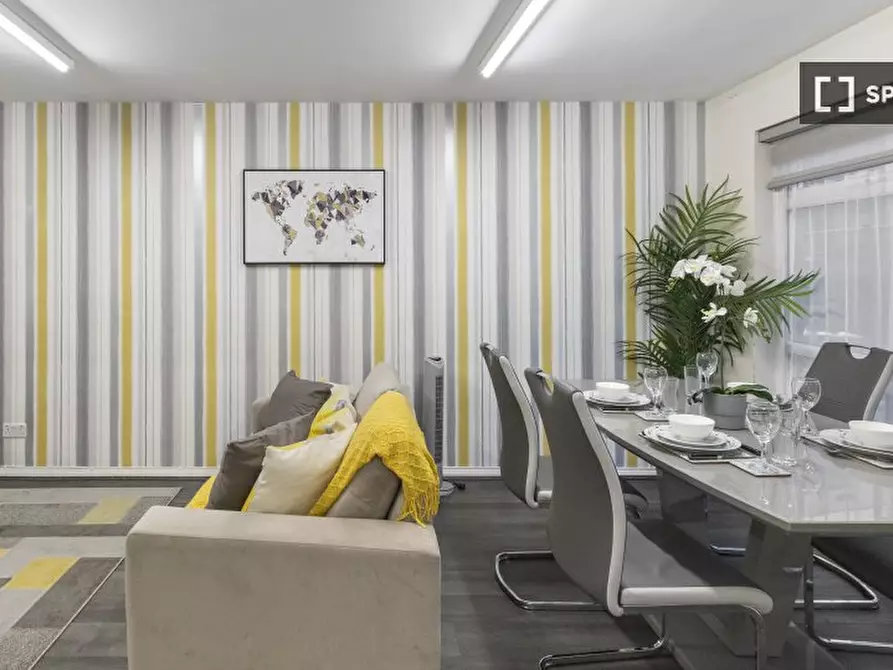 Immagine 10 di Appartamento in affitto  in Stamford Hill a Hackney