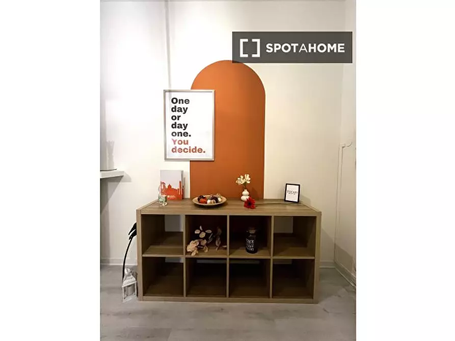 Immagine 11 di Camera condivisa in affitto  in Marsala a Trento