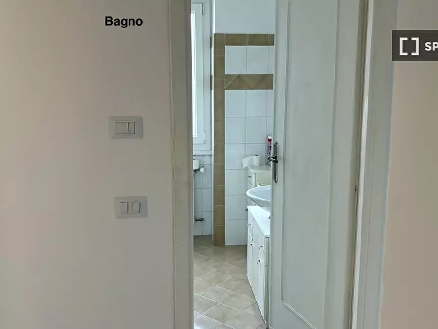 Immagine 5 di Camera condivisa in affitto  in Largo Antonio Beltramelli a Roma