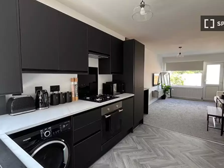 Immagine 1 di Appartamento in affitto  in Albert Rd a 