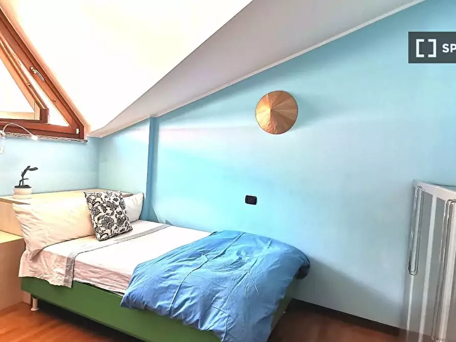 Immagine 6 di Camera condivisa in affitto  in Via Cusago a Milano