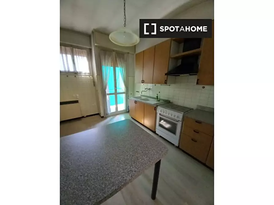 Immagine 5 di Camera condivisa in affitto  in Piazza S. Francesco a Bologna